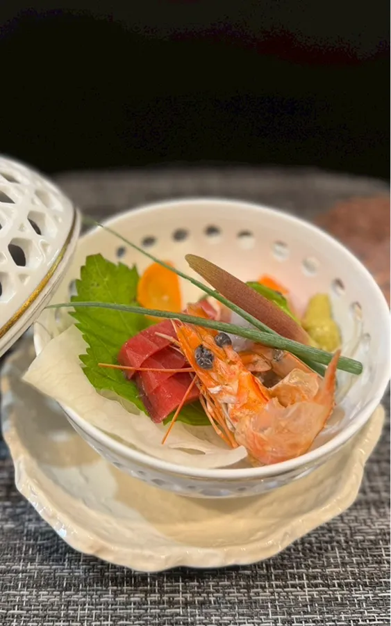 背景写真:海鮮刺身の画像
